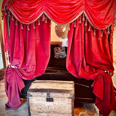 La Cachette Des Pirates, Nuit D Aventures Dans Un Repaire Secret !