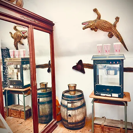 Nyaraló La Cachette Des Pirates, Nuit D Aventures Dans Un Repaire Secret !