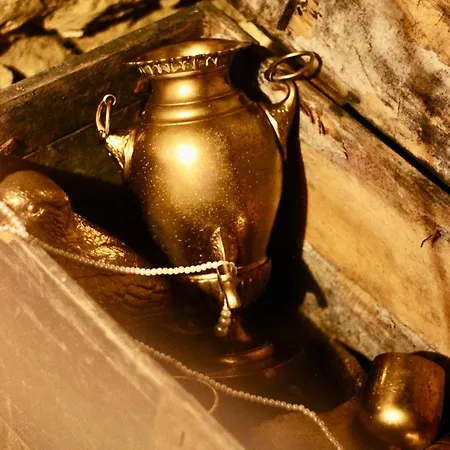 Nyaraló La Cachette Des Pirates, Nuit D Aventures Dans Un Repaire Secret ! Montreuil-sur-Thérain